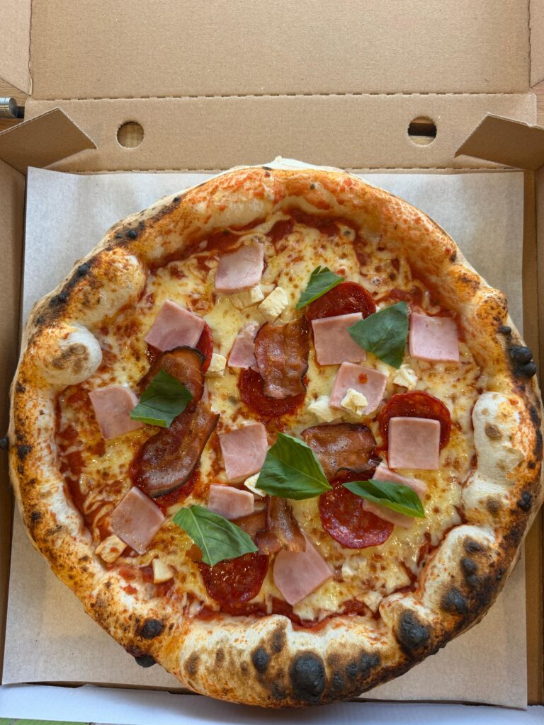Pizza All the meats